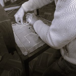 Étape des lacets qui précède la future mise en crin